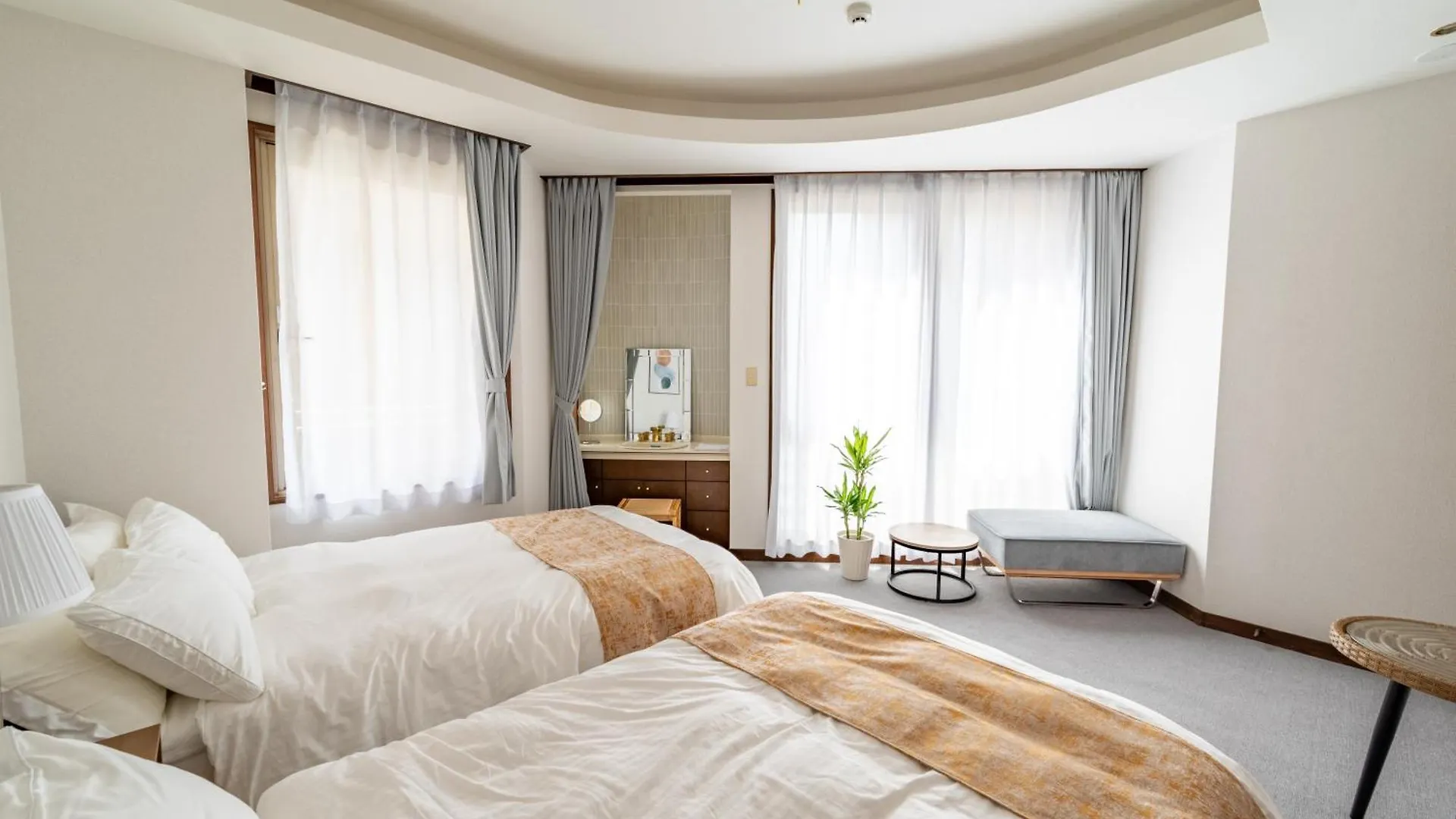 Sweet House 105 Square Meters Of Single Floor Space 15 Minutes On Foot To Shinsaibashi Dotonbori 30 Minutes To Usj 7 Minutes To Umeda Ósaka 0*,  Japonsko
