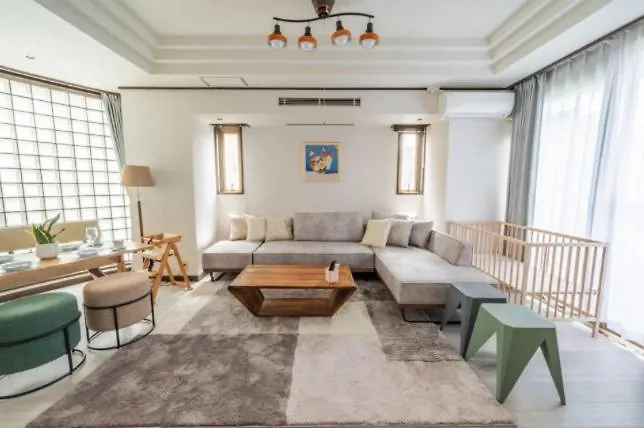 Sweet House 105 Square Meters Of Single Floor Space 15 Minutes On Foot To Shinsaibashi Dotonbori 30 Minutes To Usj 7 Minutes To Umeda أوساكا