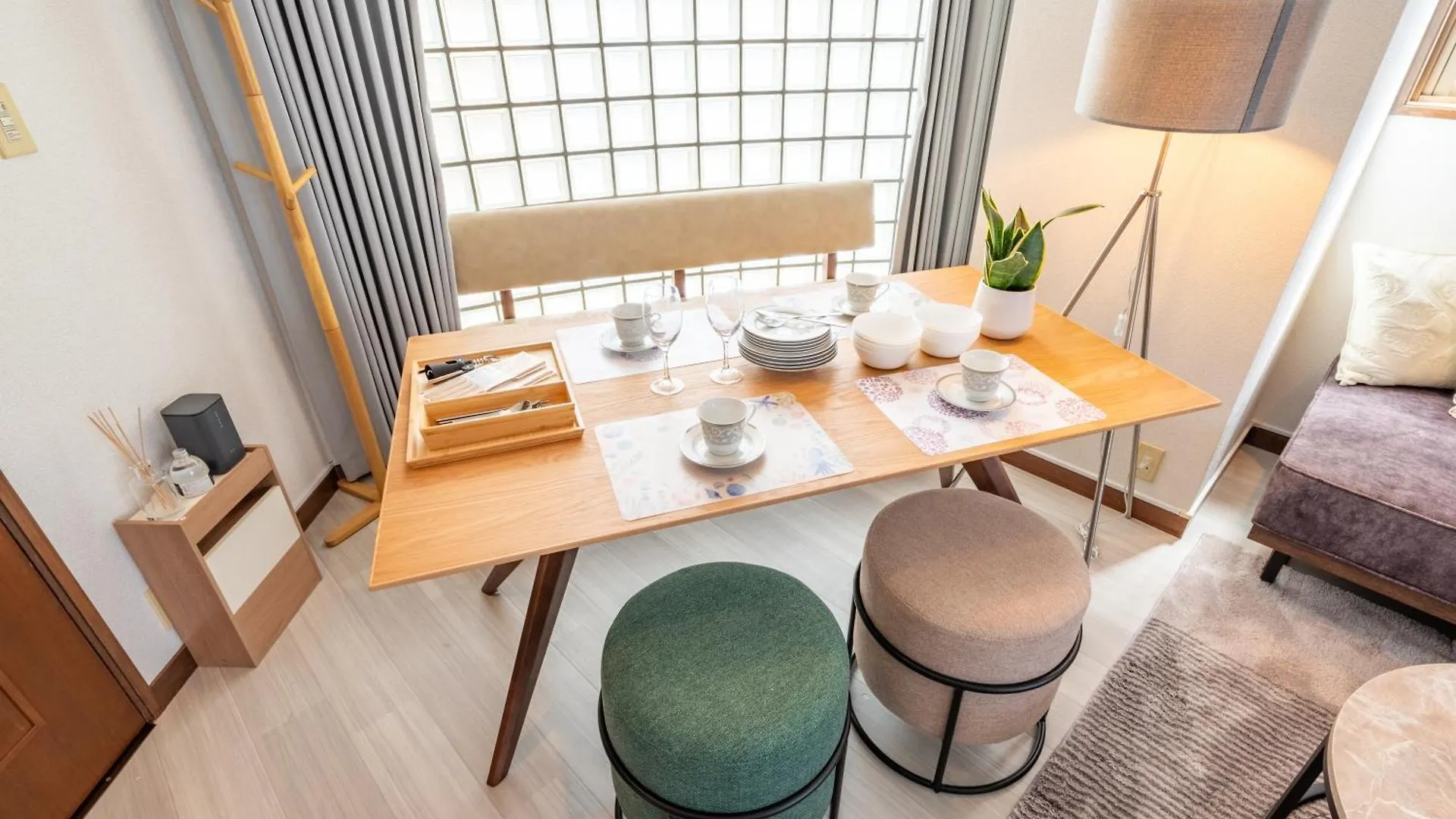 Sweet House 105 Square Meters Of Single Floor Space 15 Minutes On Foot To Shinsaibashi Dotonbori 30 Minutes To Usj 7 Minutes To Umeda أوساكا 0*,