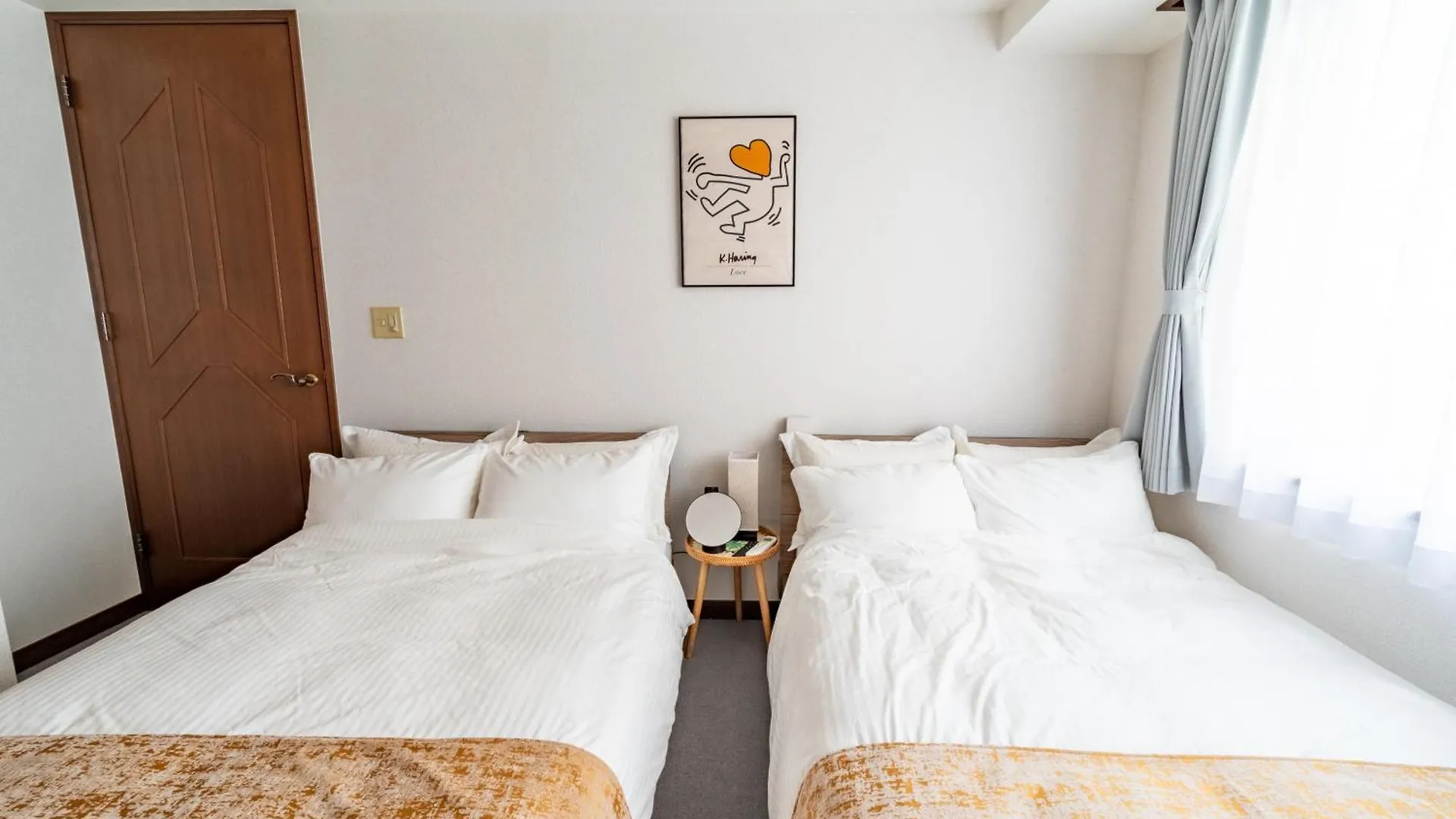 Sweet House 105 Square Meters Of Single Floor Space 15 Minutes On Foot To Shinsaibashi Dotonbori 30 Minutes To Usj 7 Minutes To Umeda أوساكا
