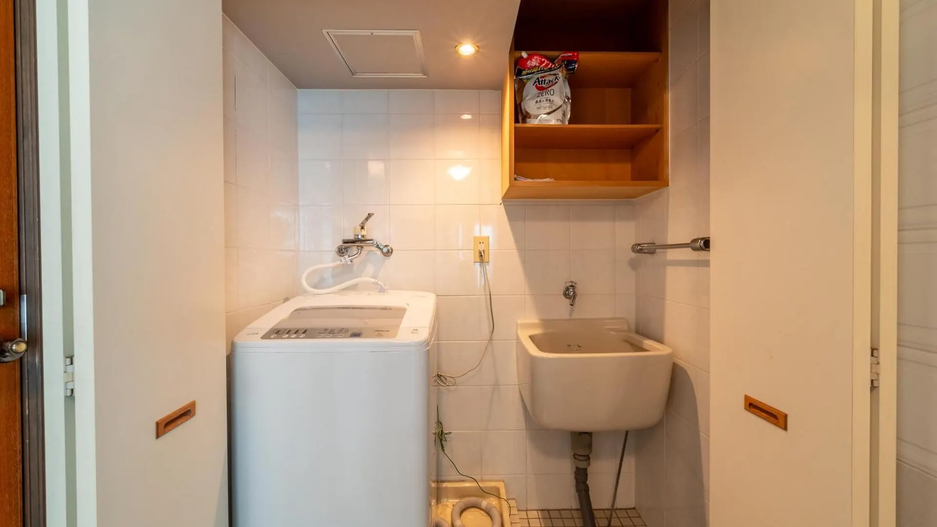شقة Sweet House 105 Square Meters Of Single Floor Space 15 Minutes On Foot To Shinsaibashi Dotonbori 30 Minutes To Usj 7 Minutes To Umeda أوساكا
